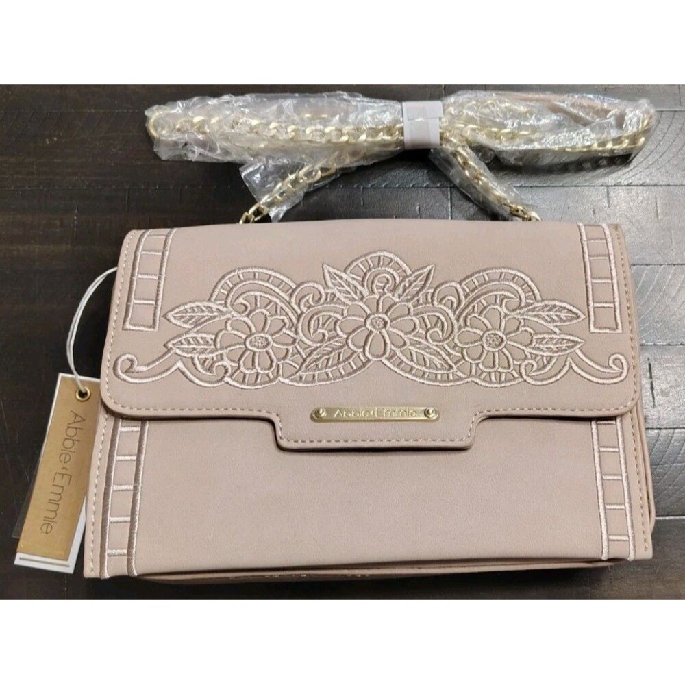 NEW Abbie & Emmie Embroidered Shoulder Handbag Pink Blush Pebble Preppy Coquette